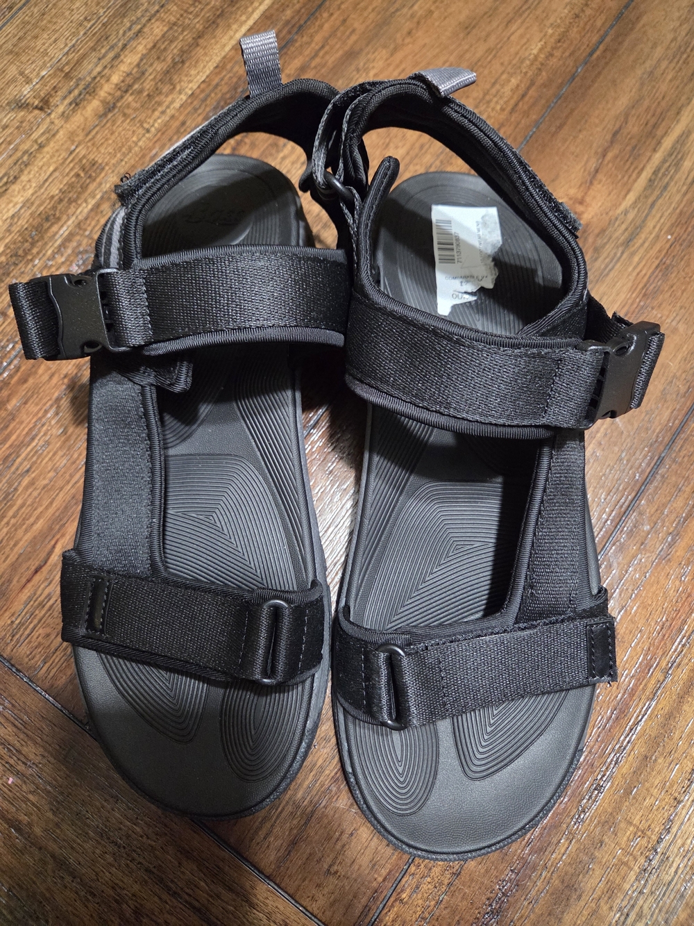 Black Strappy Outdoor Sandals